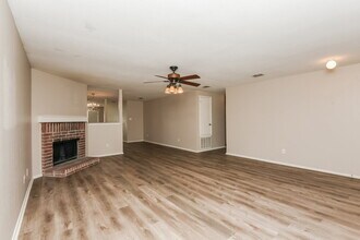 1924 Kittredge Way in Justin, TX - Building Photo - Building Photo