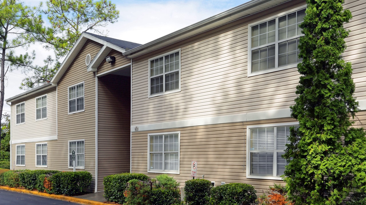 Cadence at Bluff Park in Hoover, AL - Foto de edificio