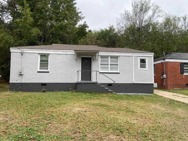 property at 1027 34th Ave