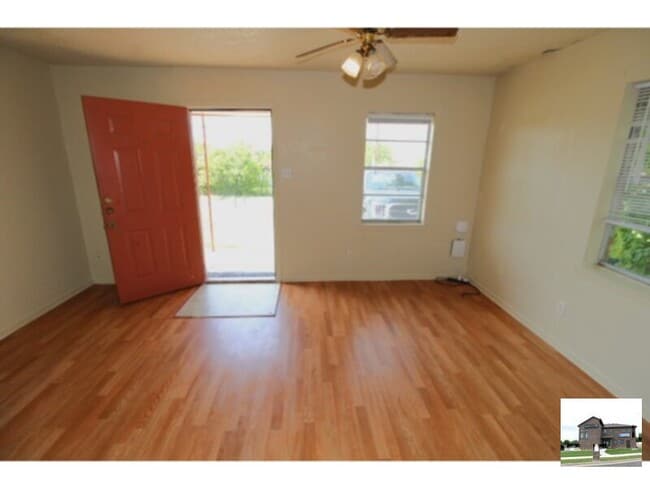 806 Hackberry St in Copperas Cove, TX - Building Photo - Building Photo