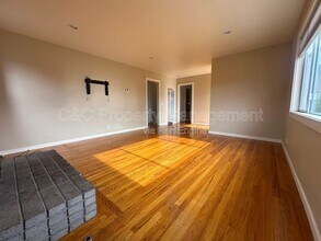 1865 Andrew Ct in Seaside, CA - Building Photo - Building Photo