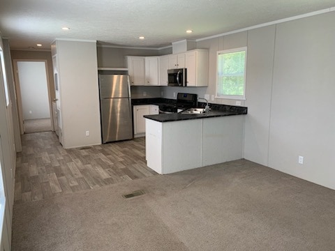 property at 160 Forrest Ave