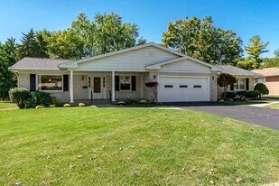 4121 Crosby St in Rockford, IL - Building Photo