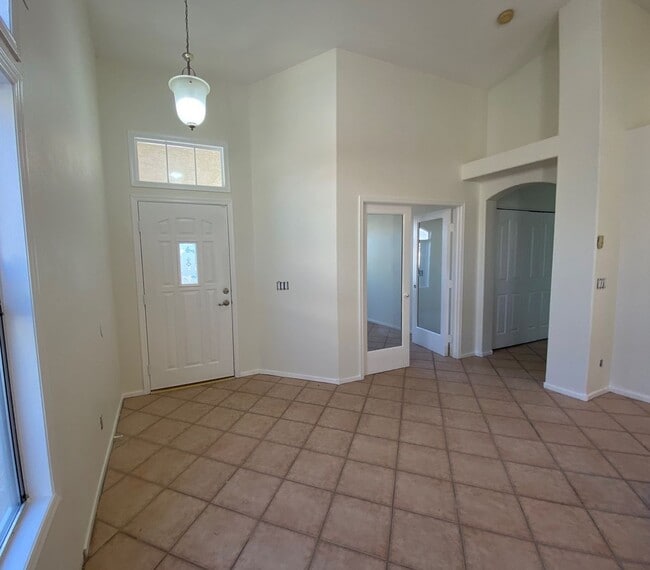 property at 1825 Linton Hill Ln
