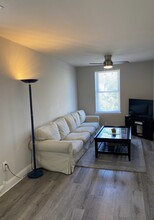 509 Reed St, Unit Apt 2 in Philadelphia, PA - Building Photo - Building Photo