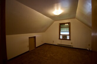 1241 Locust Ave in Arbutus, MD - Building Photo - Building Photo