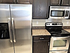 12139 Karnes Way in San Antonio, TX - Building Photo - Building Photo