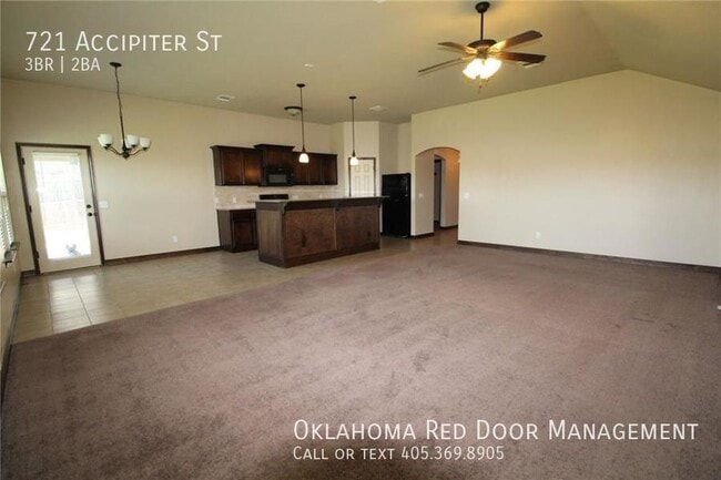 721 Accipiter St in Norman, OK - Building Photo - Building Photo
