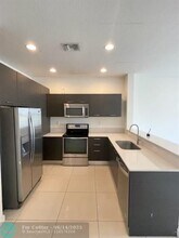 3515 NW 13th St in Lauderhill, FL - Building Photo - Building Photo