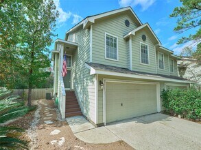 102 N Walden Elms Cir in Spring, TX - Building Photo - Building Photo