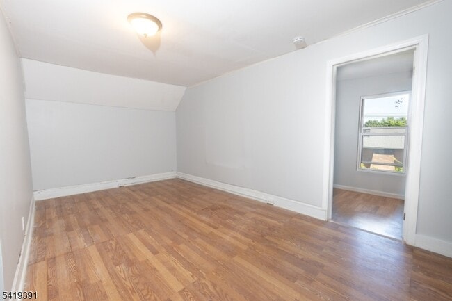 297 W Broadway in Paterson, NJ - Building Photo - Building Photo