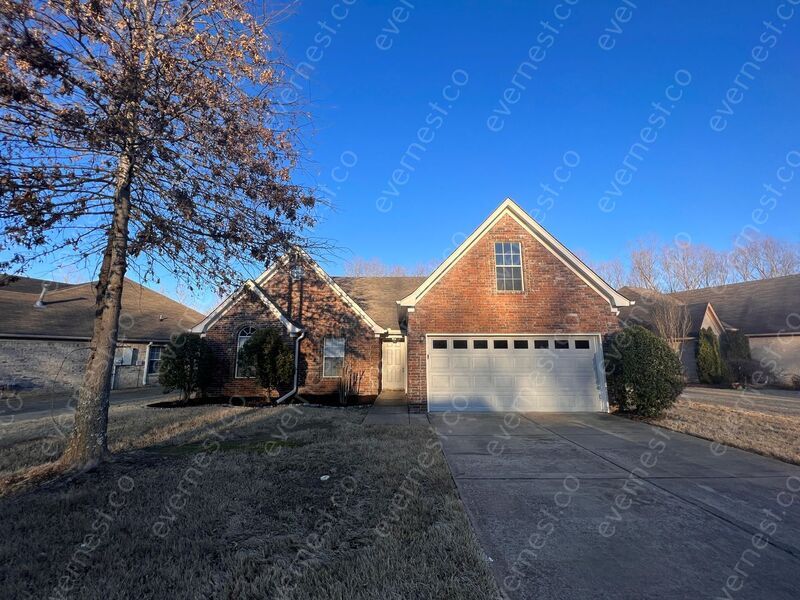 900 Galyon Drive Photo