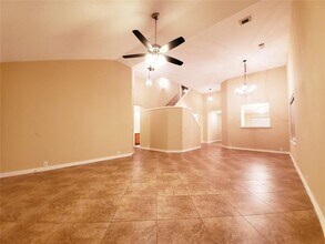 10630 Sugar Trace Dr in Sugar Land, TX - Building Photo - Building Photo