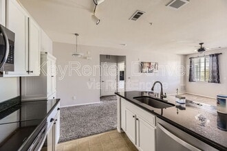 19303 E College Dr in Aurora, CO - Building Photo - Building Photo