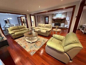 1732 Eldonlas Ct in Stone Mountain, GA - Building Photo - Building Photo