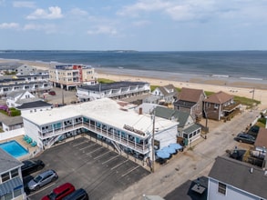 8 Traynor St, Unit 1 in Old Orchard Beach, ME - Building Photo - Building Photo