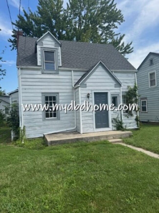 property at 1419 Baxter St