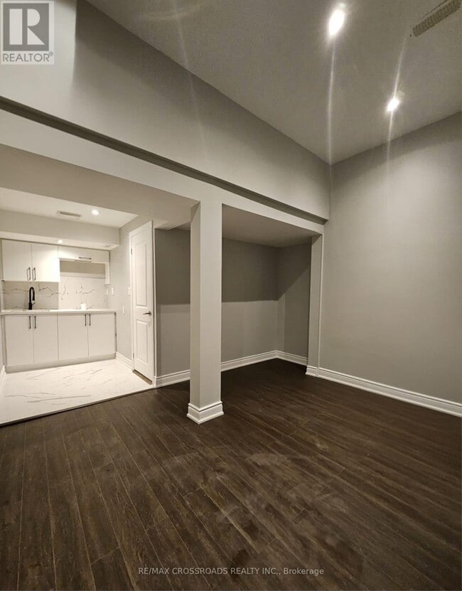 property at 3 Honey Dr