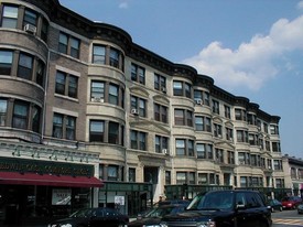 1378-1392 Beacon St Apartamentos