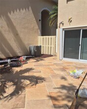 1810 Sweetbay Way in Hollywood, FL - Building Photo - Building Photo