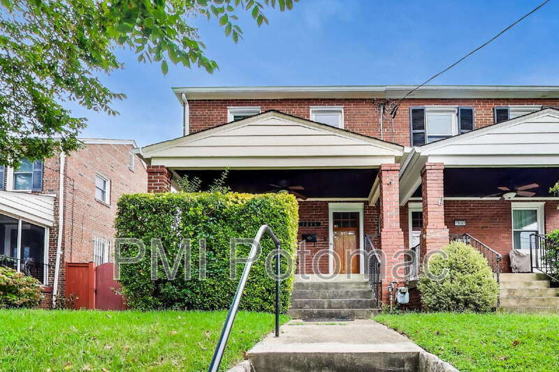 1849 S St SE in Washington, DC - Building Photo