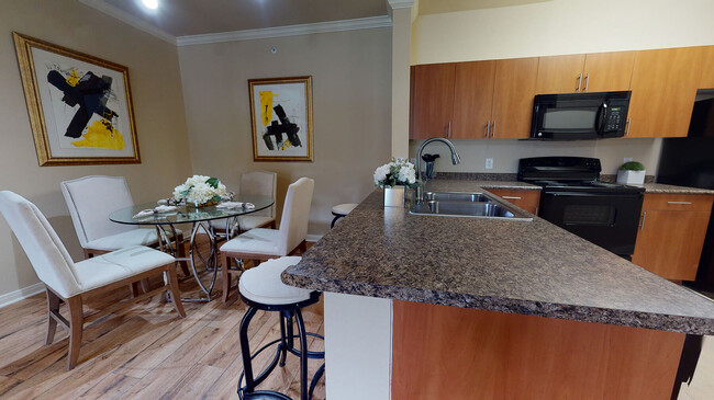 Lakeland Estates Apartment Homes in Stafford, TX - Foto de edificio - Interior Photo