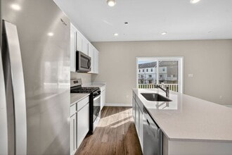 15006 General Lafayette Blvd in Brandywine, MD - Building Photo - Building Photo