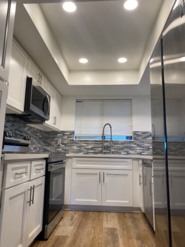 property at 5000 S Centinela Ave