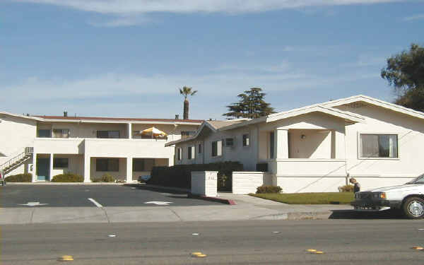 330 N L St in Livermore, CA - Building Photo