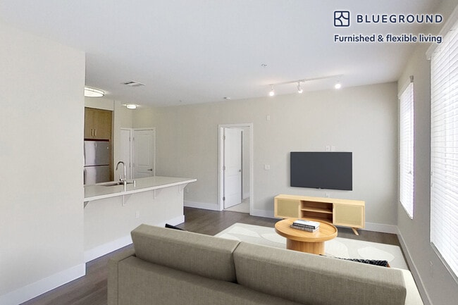701 Breeze Hill Rd in Vista, CA - Building Photo - Building Photo