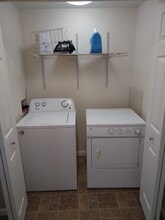 171 Swift St, Unit a in Oswego, NY - Building Photo - Building Photo