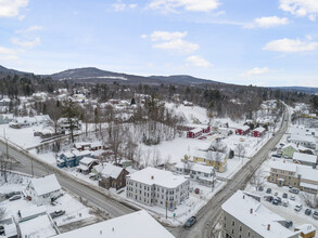 4 Elm St in Lancaster, NH - Building Photo - Building Photo