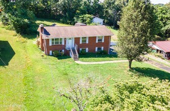 6633 Wachese Ln, Unit 2053 in Knoxville, TN - Building Photo - Building Photo