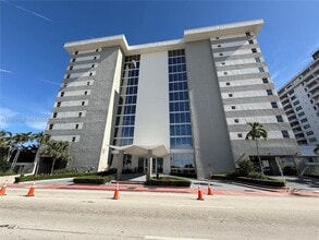9273 Collins Ave, Unit 207 in Surfside, FL - Building Photo - Building Photo