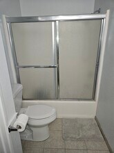 2809 Los Felices Cir E in Palm Springs, CA - Building Photo - Building Photo