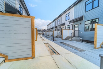 20 Masters Dr SE in Calgary, AB - Building Photo - Building Photo