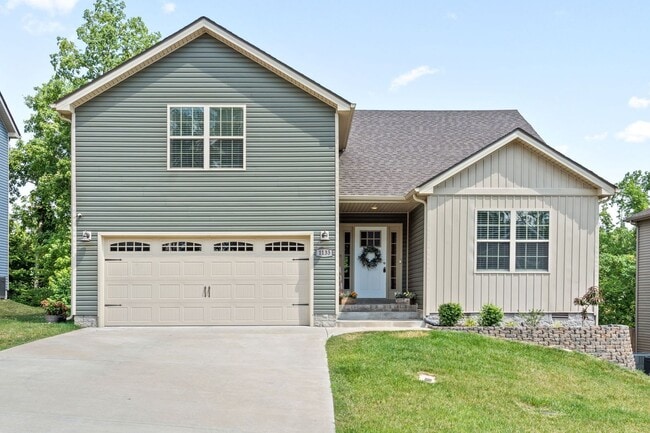 property at 1133 Old Charlotte Trace