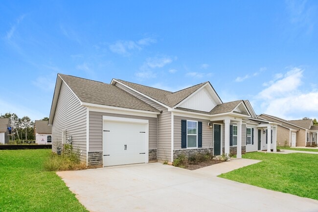 465 Conifer St in Sumter, SC - Building Photo - Building Photo