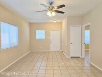 6158 Settlers Lake Cir E photo'