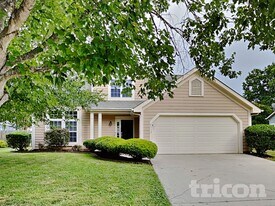 8312 Rhian Brook Ln in Charlotte, NC - Building Photo