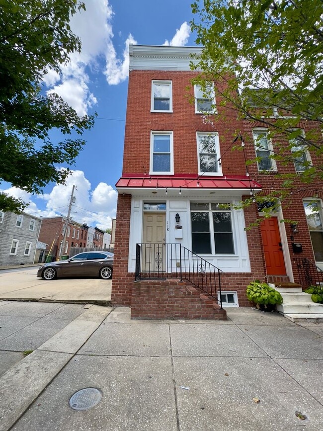 property at 118 N Patterson Park Ave