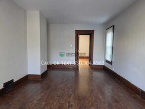 1014 Berwin St in Akron, OH - Building Photo - Building Photo