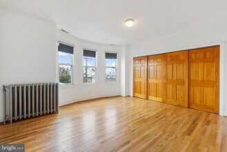 732 Tasker St in Philadelphia, PA - Building Photo - Building Photo