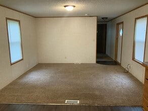 7371 Golden Meadows Rd in Greenwood, LA - Building Photo - Building Photo