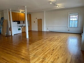 265 Main St in Biddeford, ME - Building Photo - Building Photo