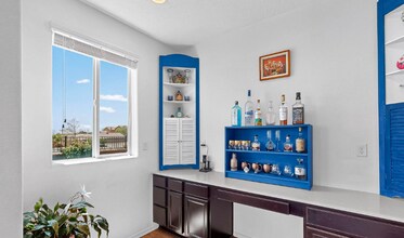 1724 Cooke Canyon Dr in Albuquerque, NM - Building Photo - Building Photo