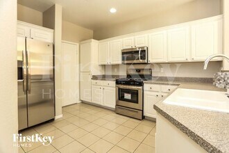 201 Gracious Crest Ave in North Las Vegas, NV - Building Photo - Building Photo