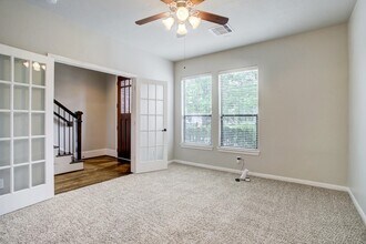 1046 W 23rd St in Houston, TX - Foto de edificio - Building Photo