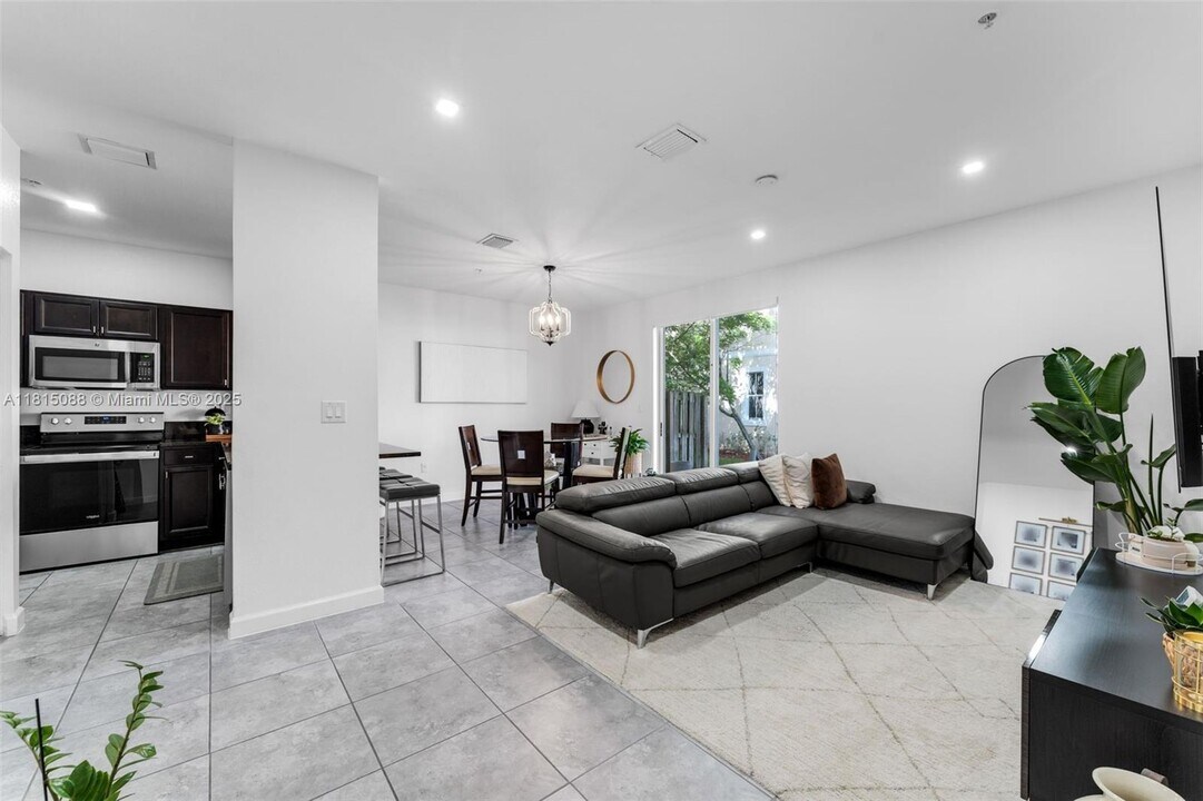 134 SE 28th Ter in Homestead, FL - Building Photo