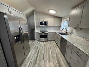 7 Limetree Ln in Liverpool, NY - Building Photo - Building Photo